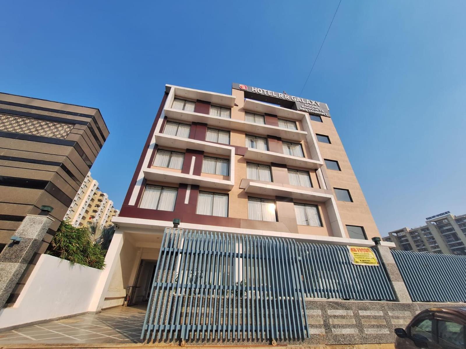 Hotel Rr Galaxy Gurgaon Exterior foto