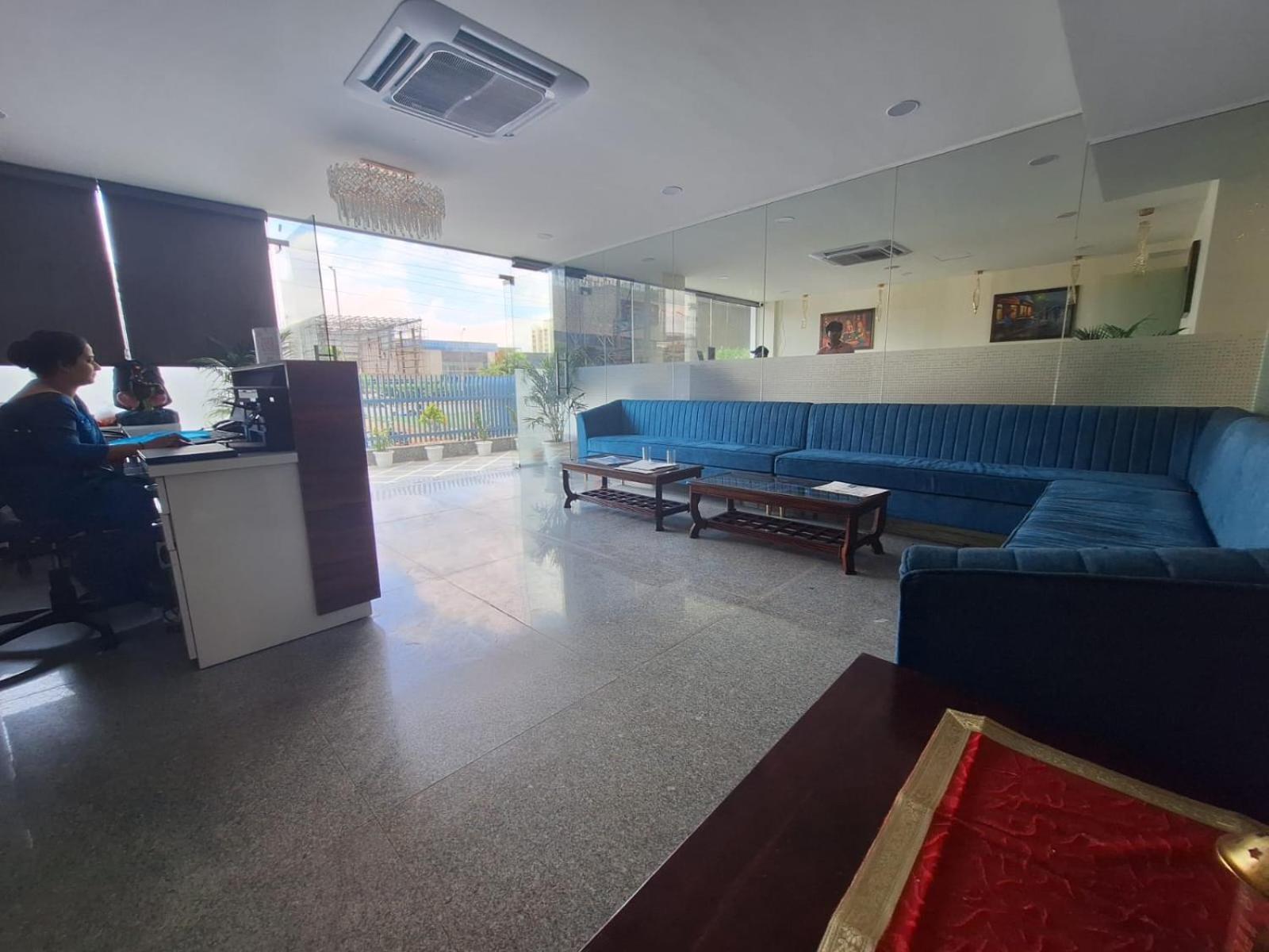 Hotel Rr Galaxy Gurgaon Exterior foto